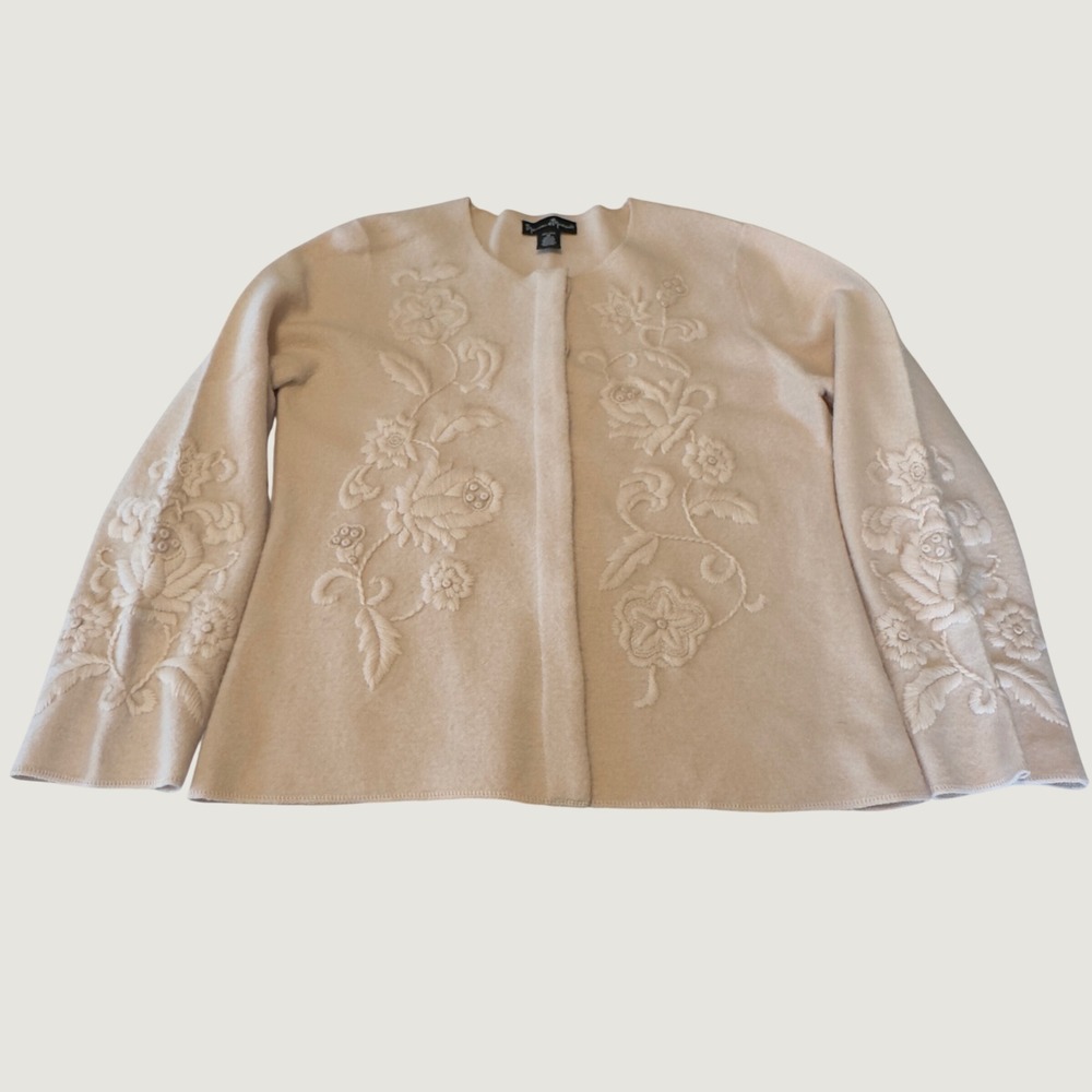 Mercer & Madison Cream 100% Wool Floral Crewel Embroidered Cardigan Sweater M